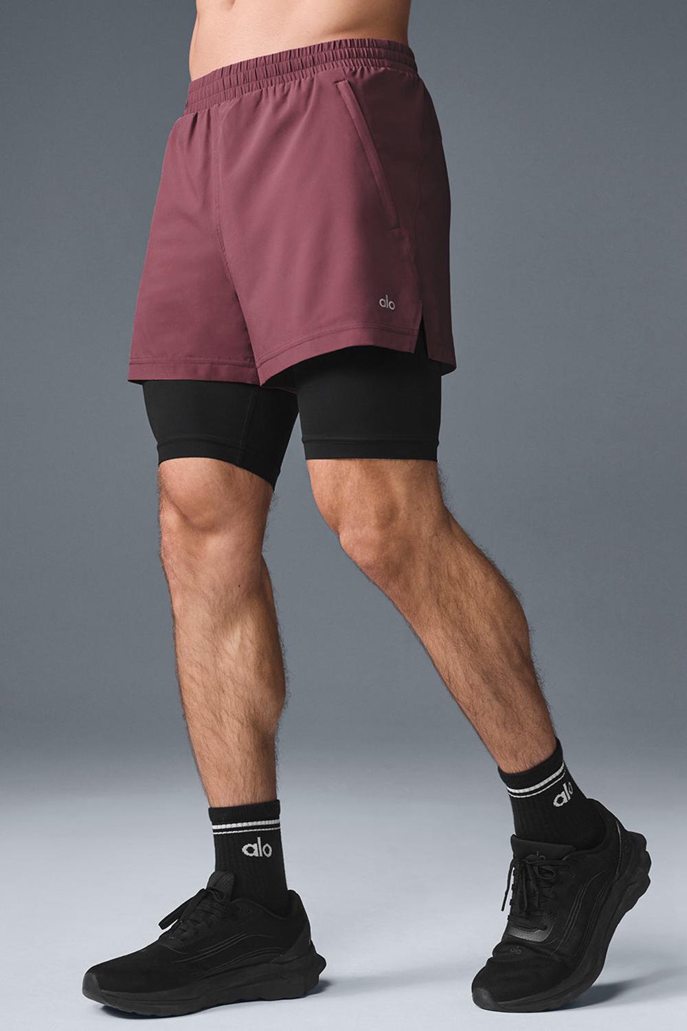 Burgundy Truffle / Black Men Alo Yoga 5