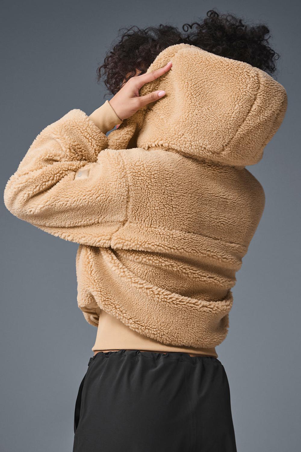 Camel Women Alo Yoga Foxy Sherpa Jacket | Australia  12389-CPZU