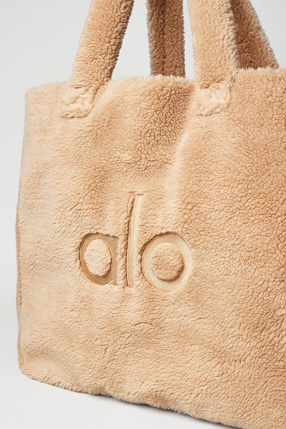 Camel Women Alo Yoga Foxy Sherpa Tote Bag | Australia  13549-CBWZ
