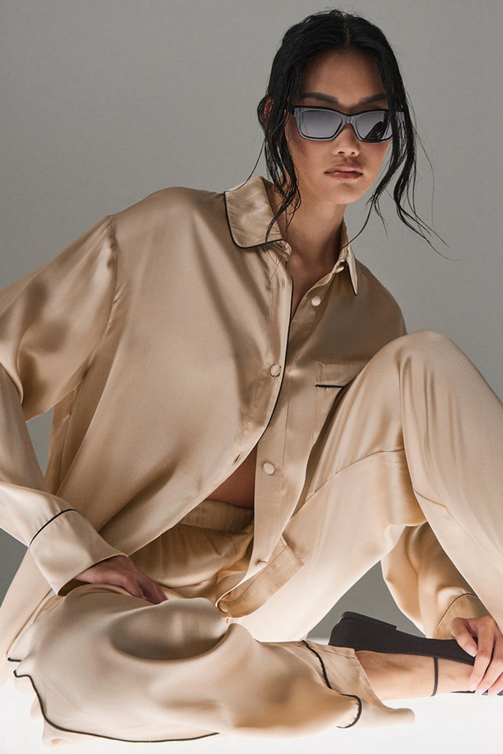 Champagne Pop / Black Women Alo Yoga Courchevel Silk Button Down Underwear | Australia  23546-SHWE