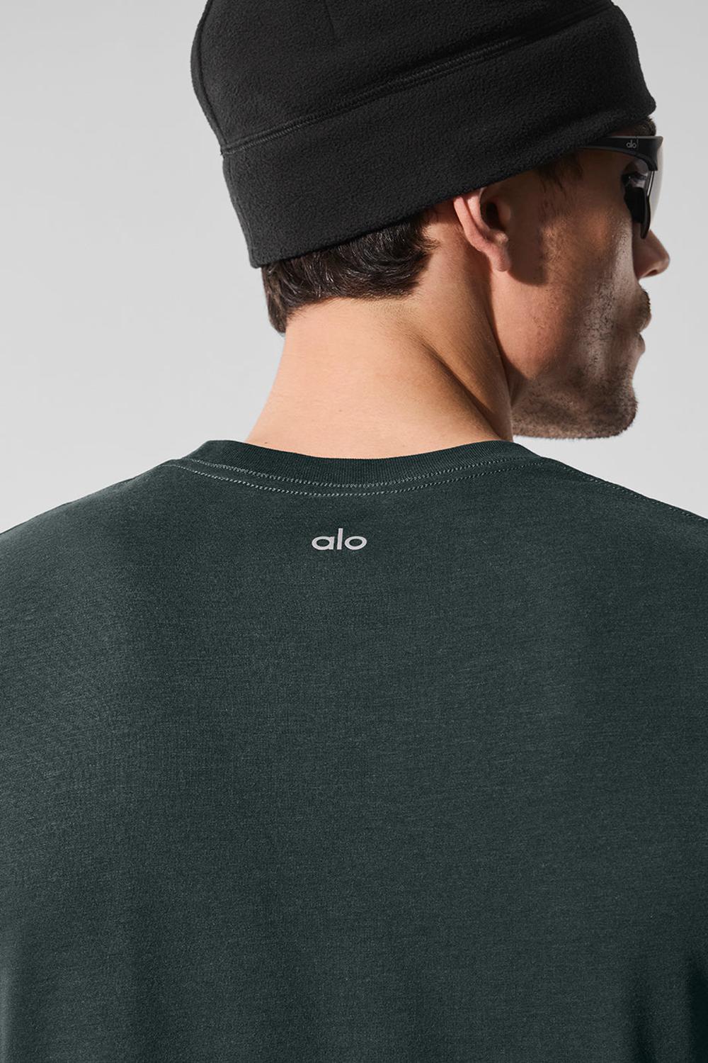 Charcoal Green Men Alo Yoga Triumph Tee | Australia  41286-WYGE