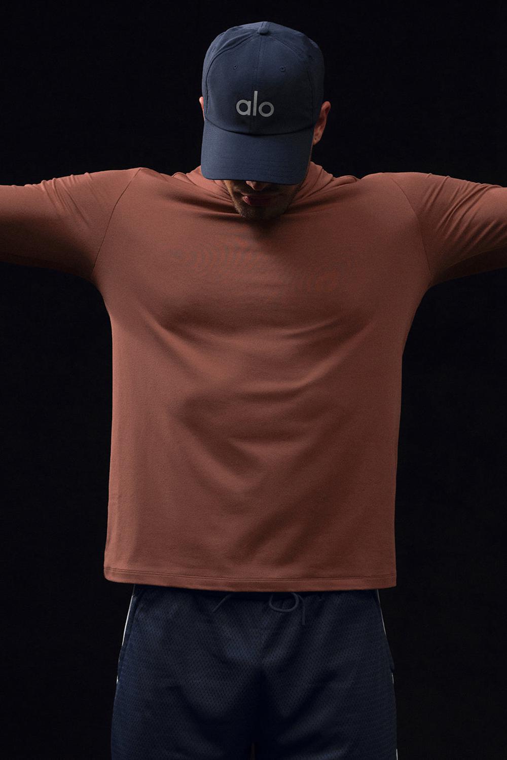 Chestnut Men Alo Yoga Conquer Reform With Hood Long Sleeve | Australia  51279-JOXZ