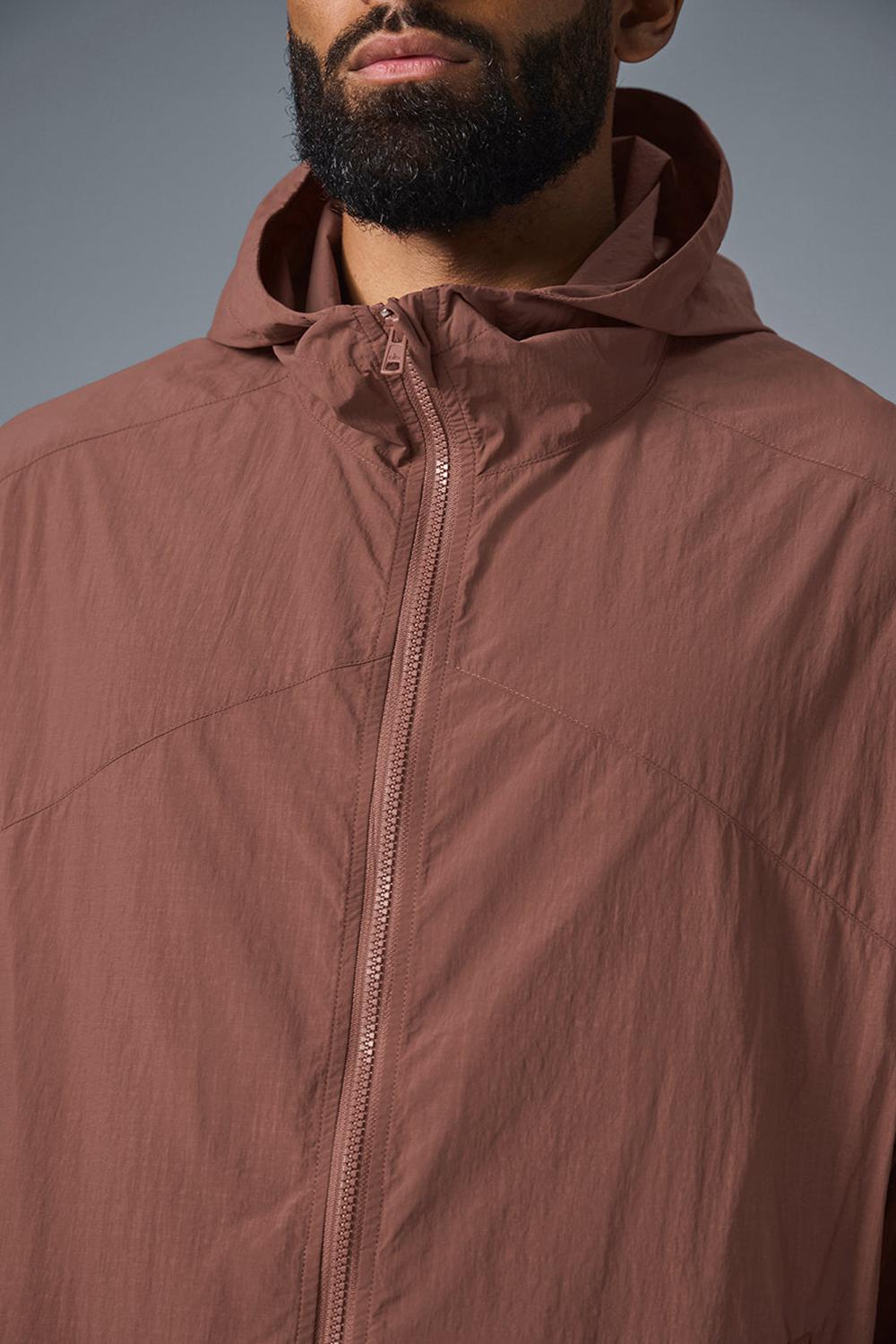 Chestnut Men Alo Yoga Vantage Nylon Ripstop Track Jacket | Australia  81795-DKHY