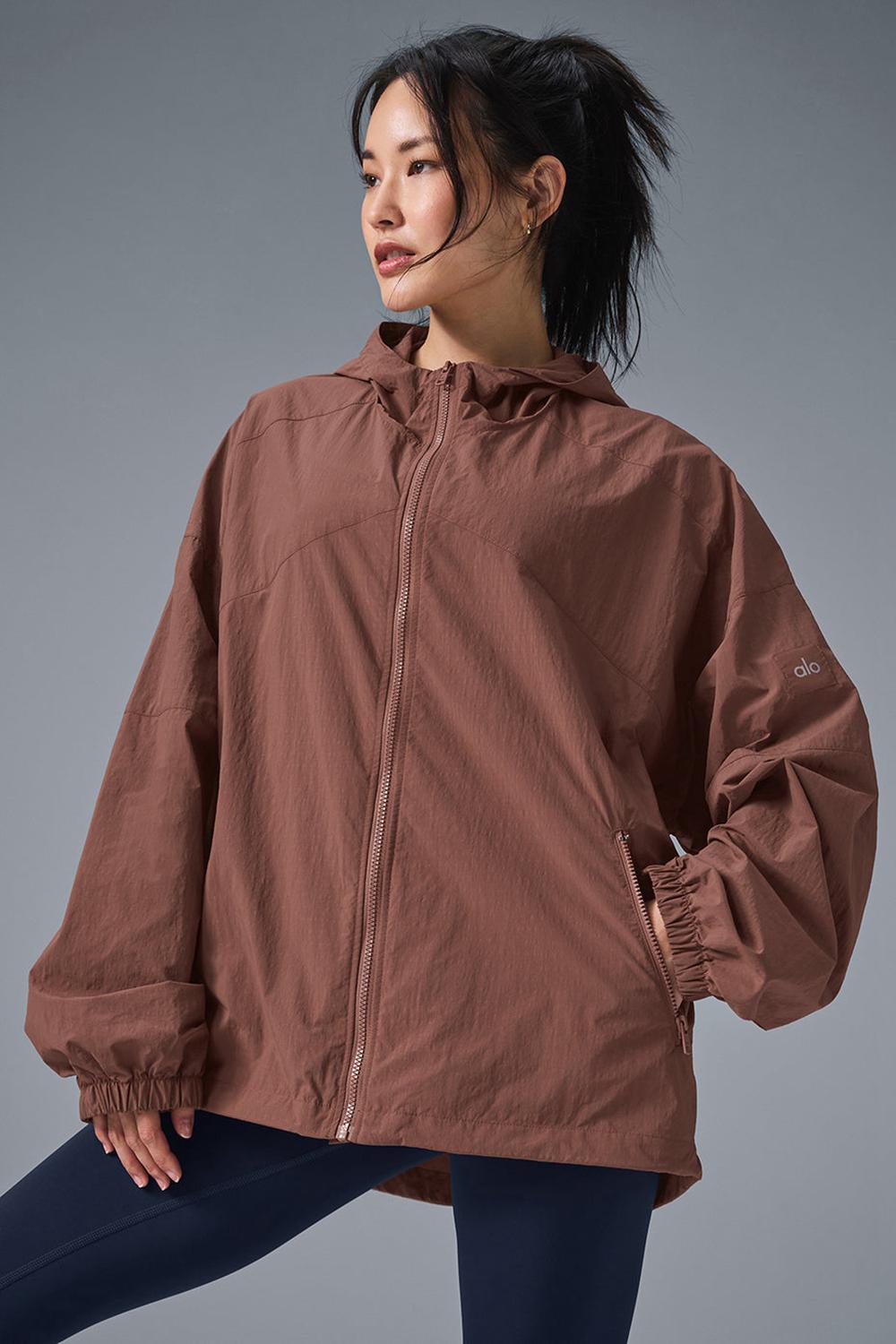 Chestnut Women Alo Yoga Vantage Nylon Ripstop Track Jacket | Australia  46071-PKBU