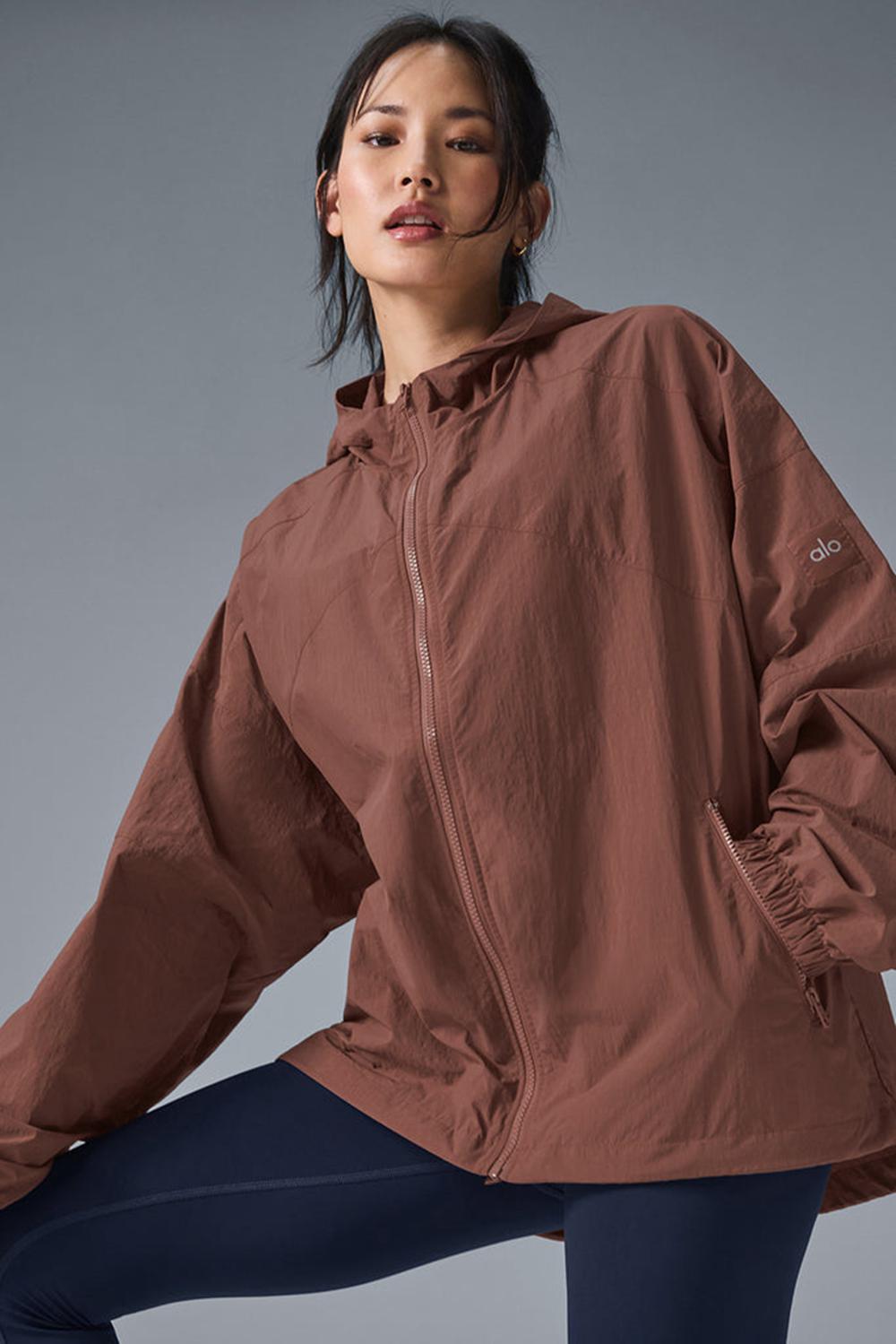 Chestnut Women Alo Yoga Vantage Nylon Ripstop Track Jacket | Australia  46071-PKBU