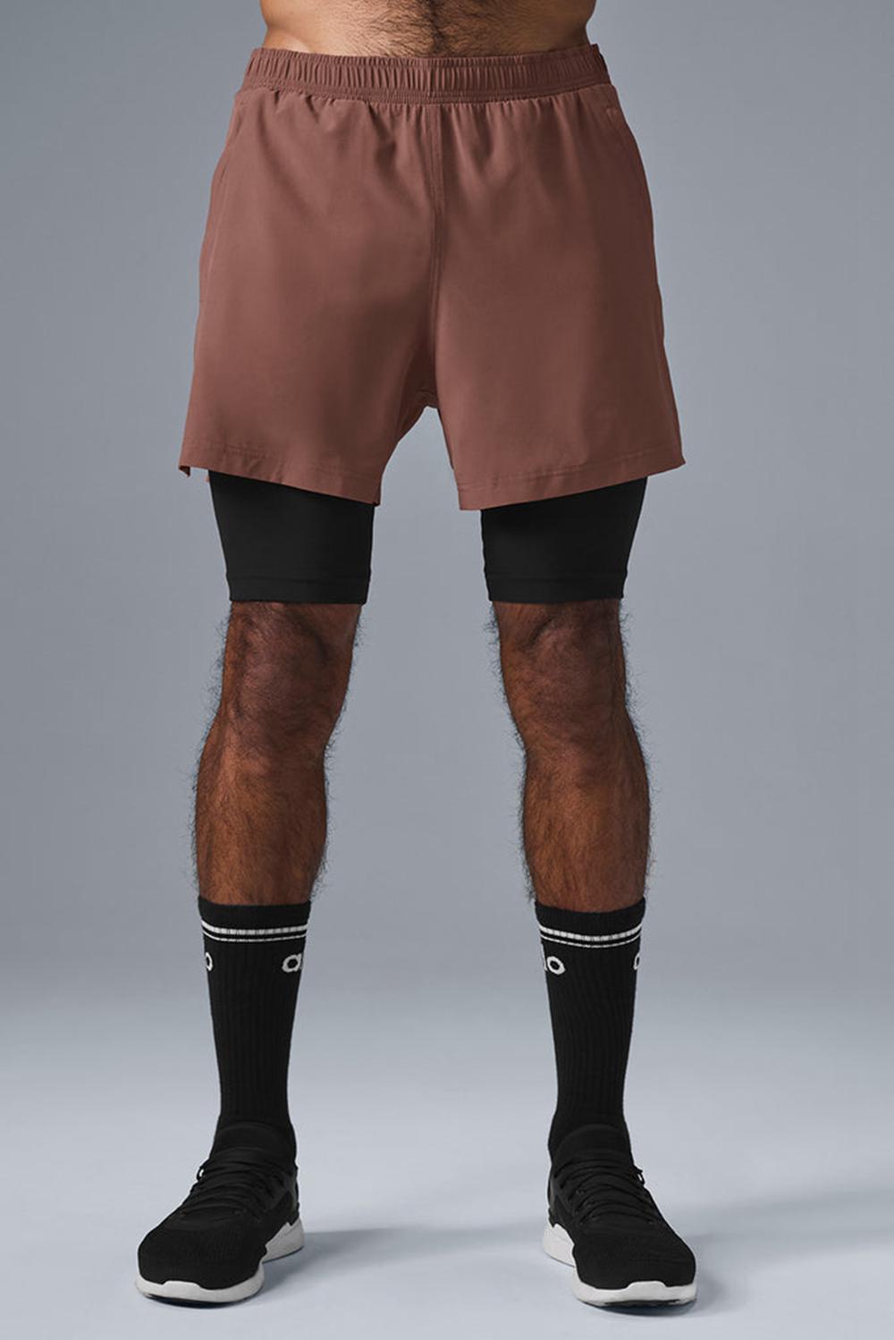 Chestnut / Black Men Alo Yoga 5\