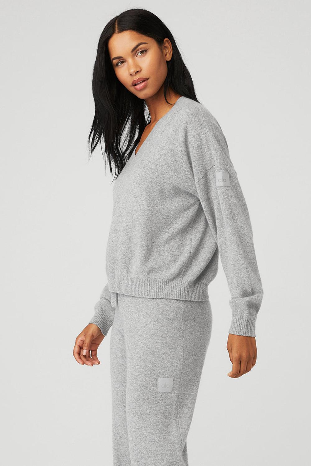 Dove Grey Heather Women Alo Yoga Cashmere Jet Set V-Neck Pullover | Australia  56284-PIML
