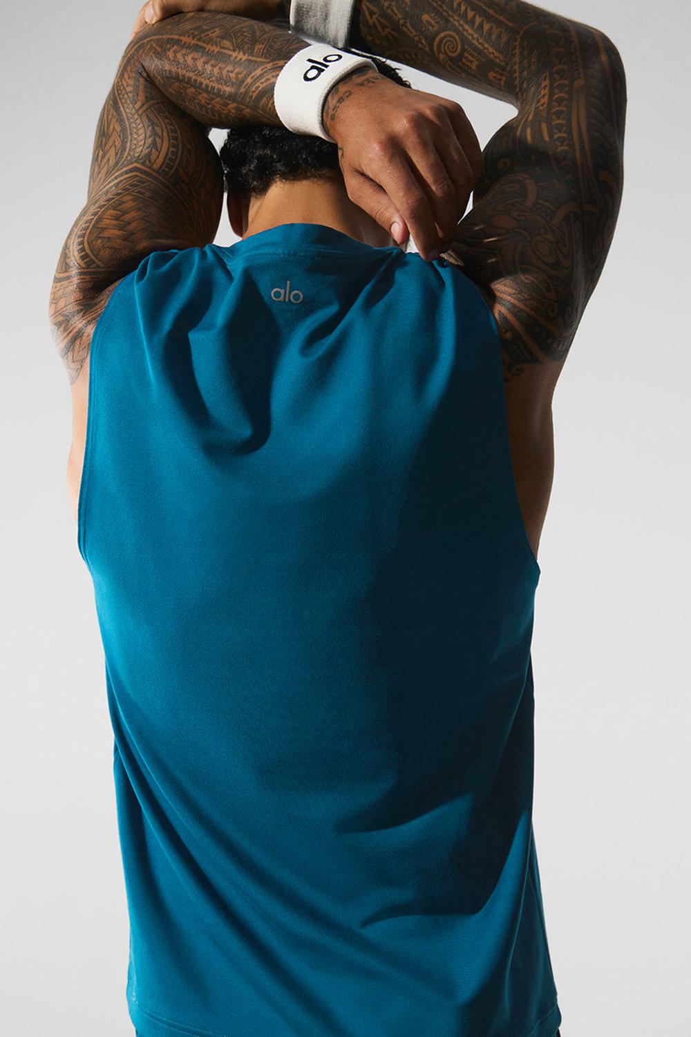 Eclipse Blue Men Alo Yoga Conquer Muscle Tank | Australia  63952-EPDV