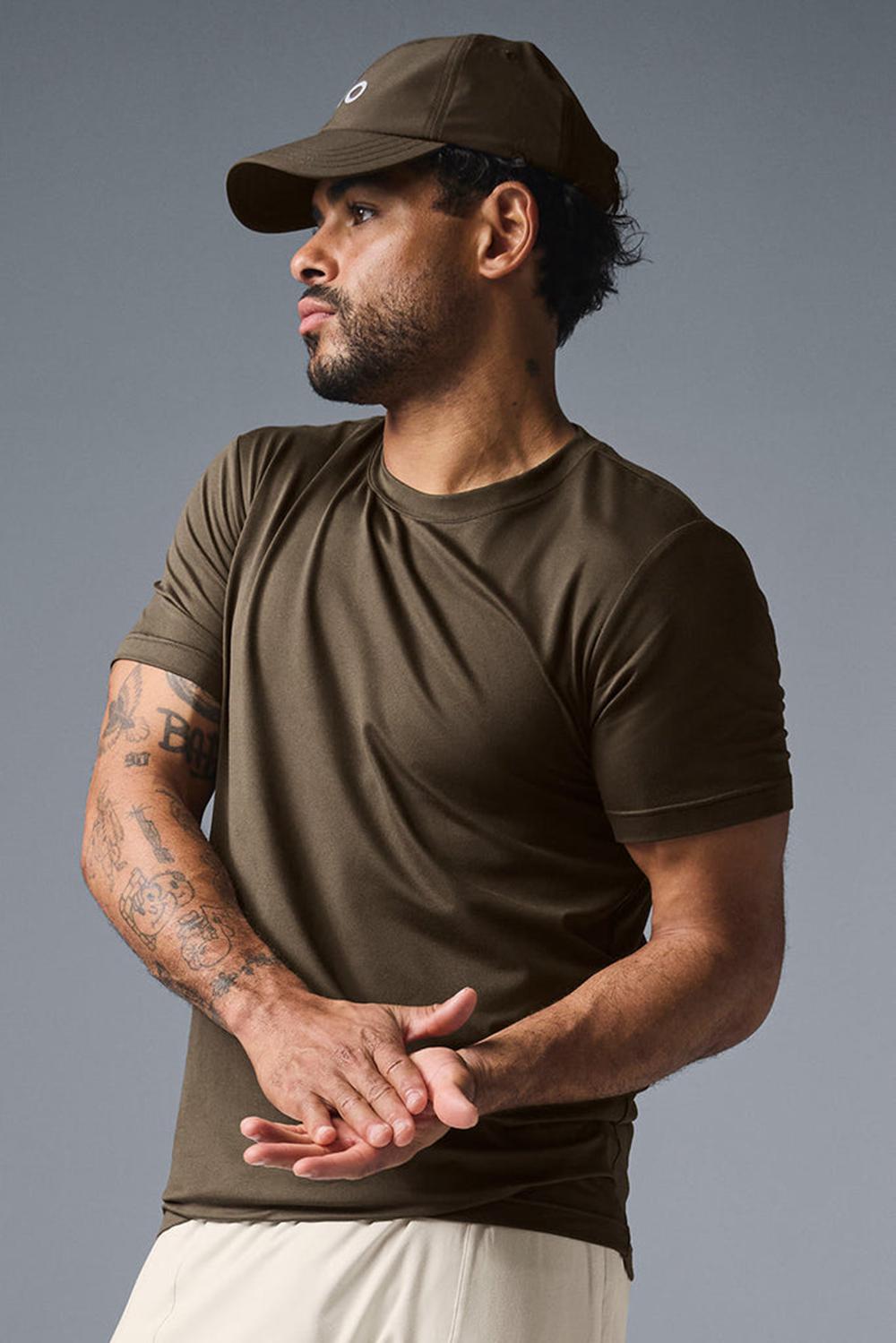 Espresso Men Alo Yoga Conquer Reform Crewneck Short Sleeve | Australia  30842-PBLR