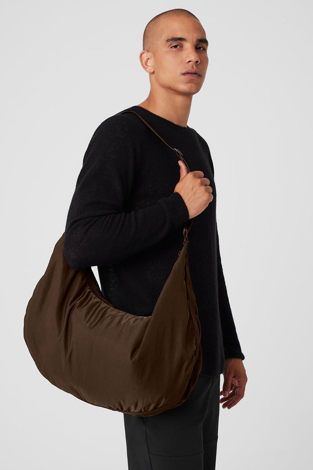 Espresso Men Alo Yoga Om The Go Gym Sling Bag | Australia  54178-OVDZ