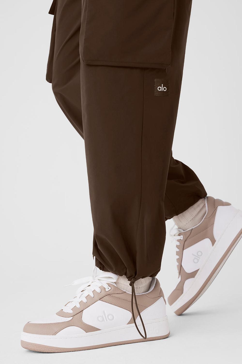 Espresso Men Alo Yoga Voyage Utility Cargo Pant | Australia  98254-MKQP