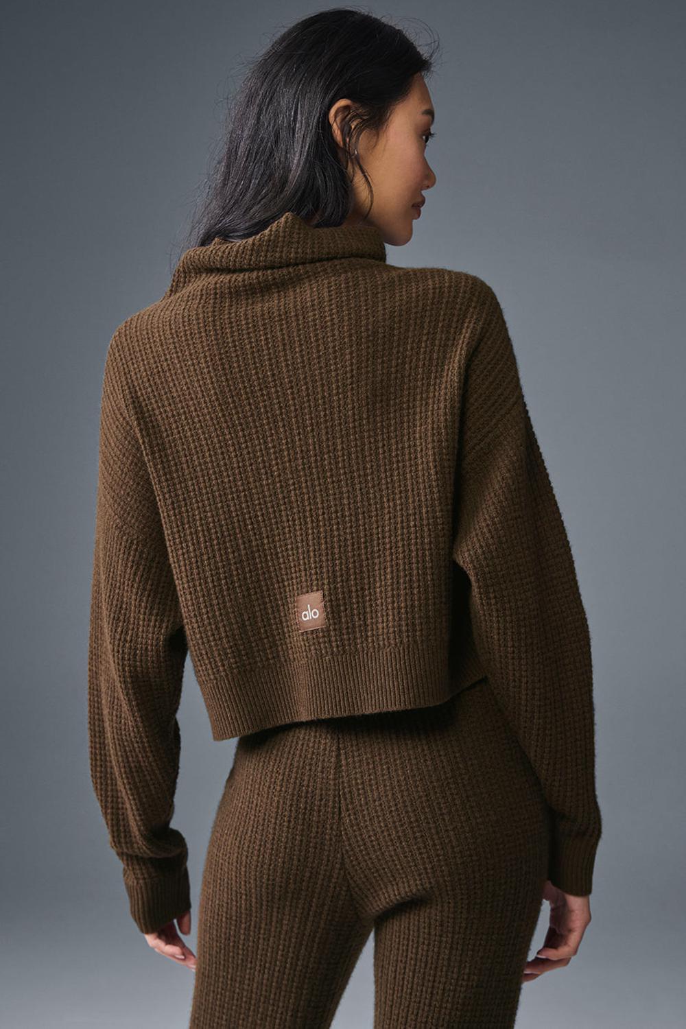Espresso Women Alo Yoga Cashmere Plush Waffle Turtleneck Pullover | Australia  32756-HTCD