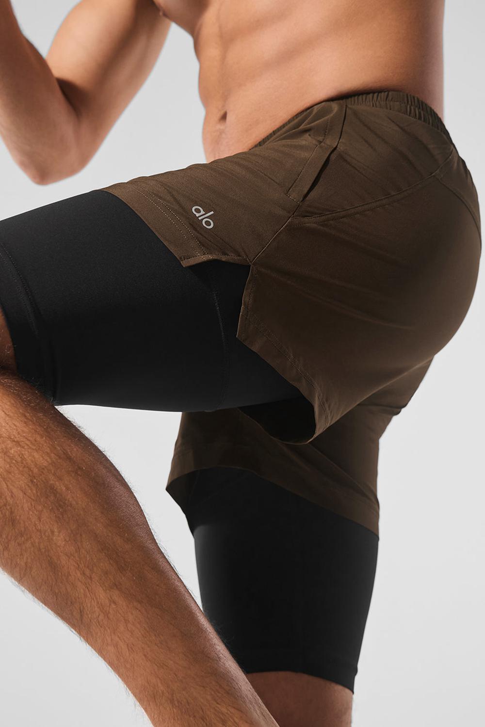Espresso / Black Men Alo Yoga 5