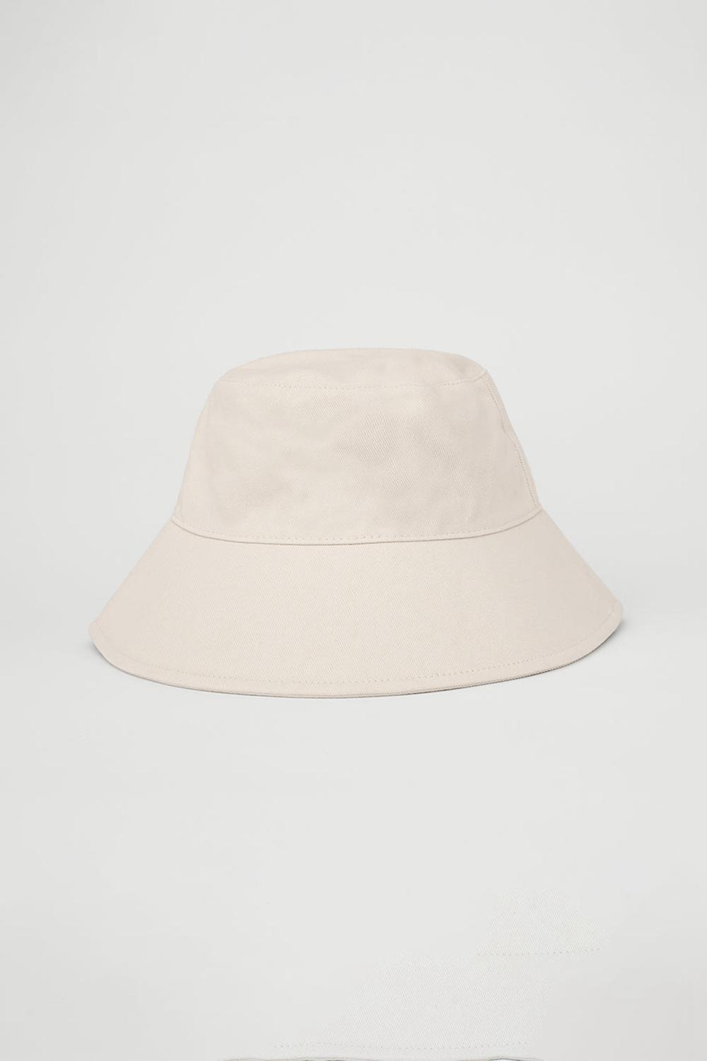 Fresh Linen Men Alo Yoga Weekender Bucket Hat | Australia  23078-DXFS