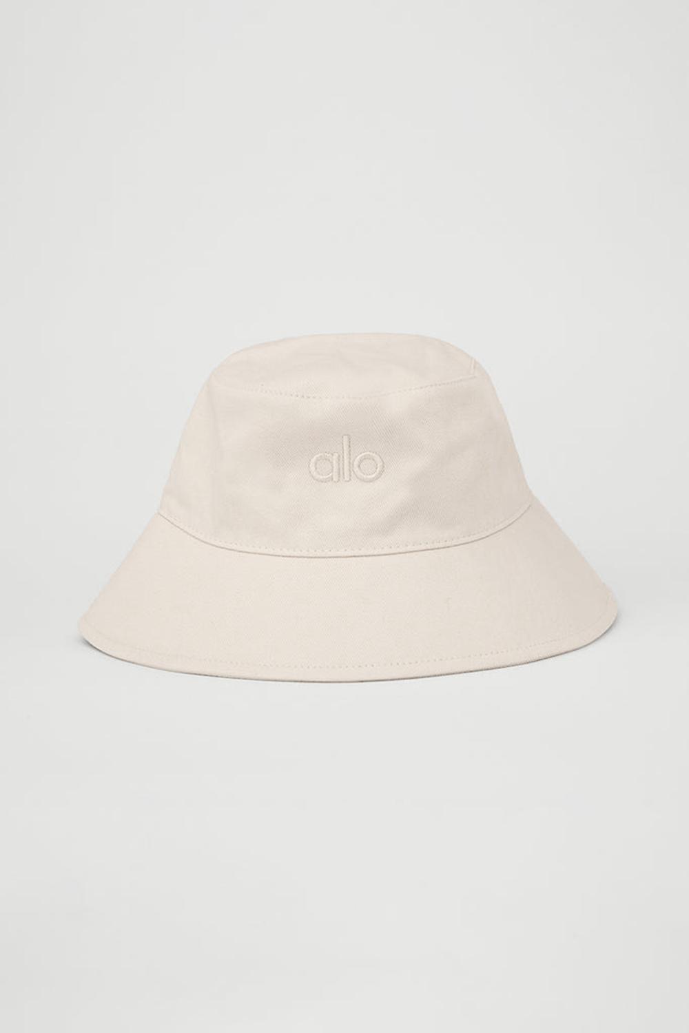 Fresh Linen Men Alo Yoga Weekender Bucket Hat | Australia  23078-DXFS