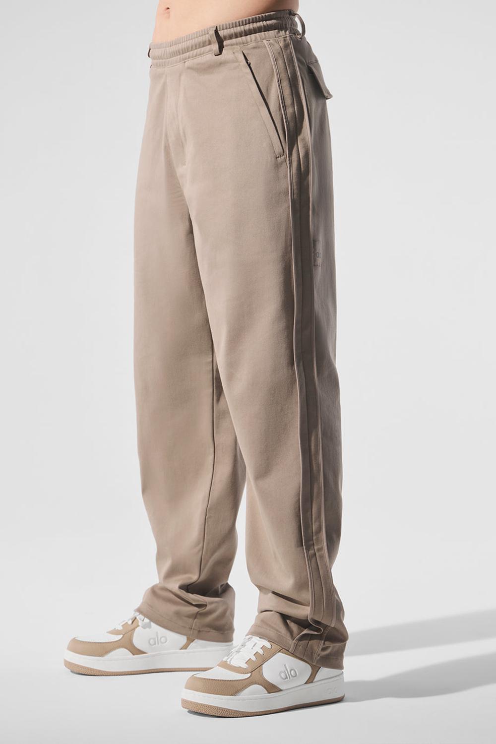 Gravel Men Alo Yoga Edition Sueded Straight Leg Pant | Australia  20735-CYEM