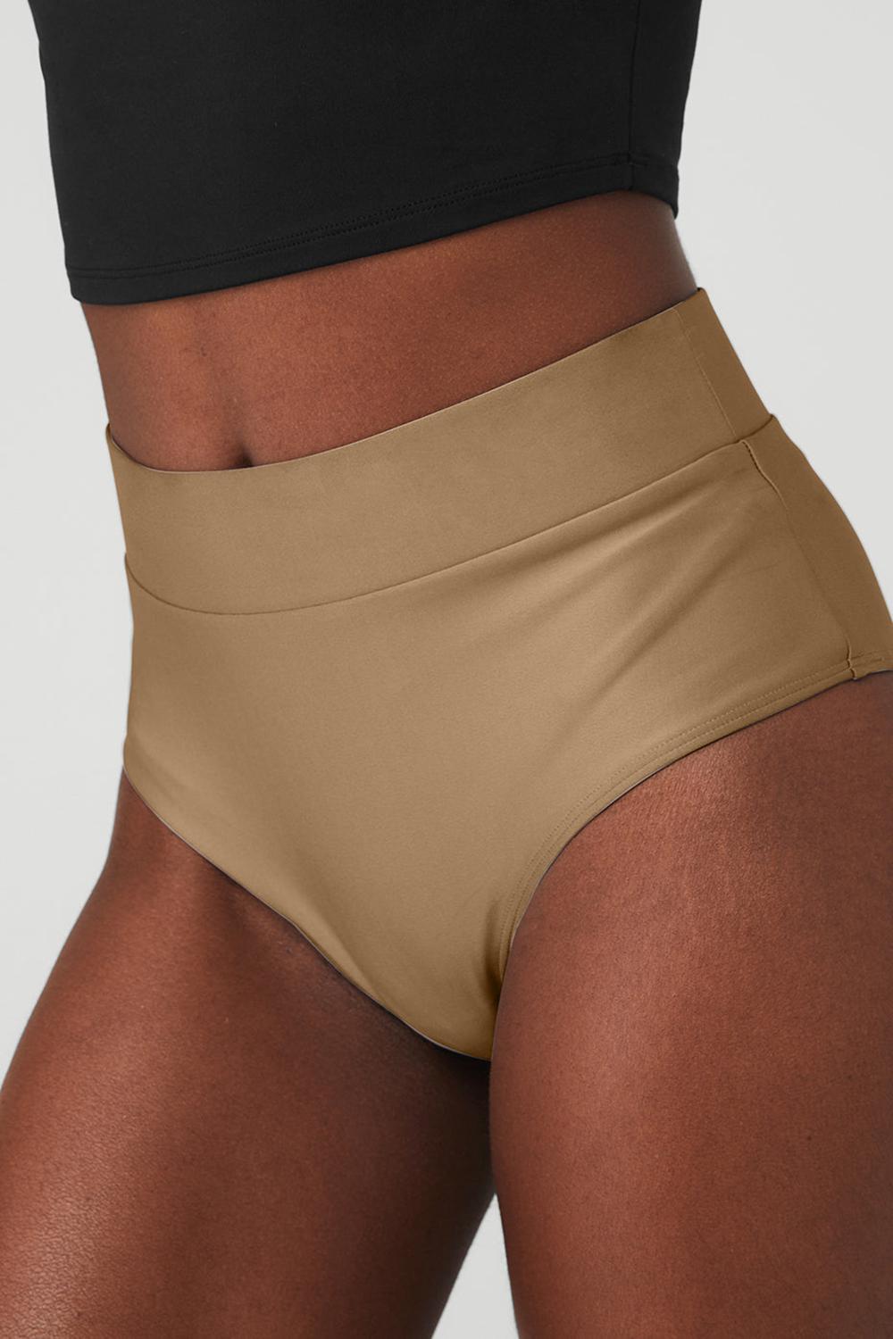 Gravel Women Alo Yoga Airlift Record-Breaker Boyshort | Australia  93684-ITBR