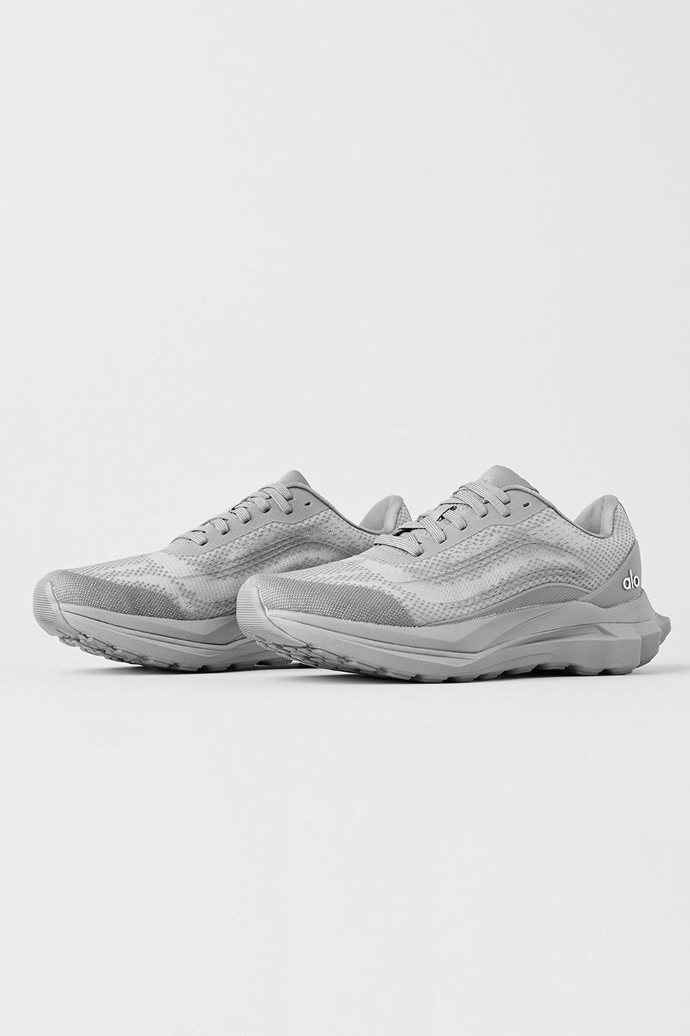 Grey / Grey Men Alo Yoga Runner | Australia  40852-ETIO