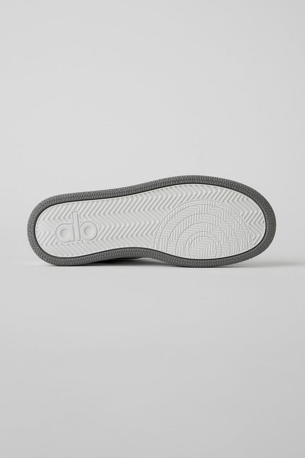 Grey / White Women Alo Yoga Recovery Mode Sneaker | Australia  04319-GMIN