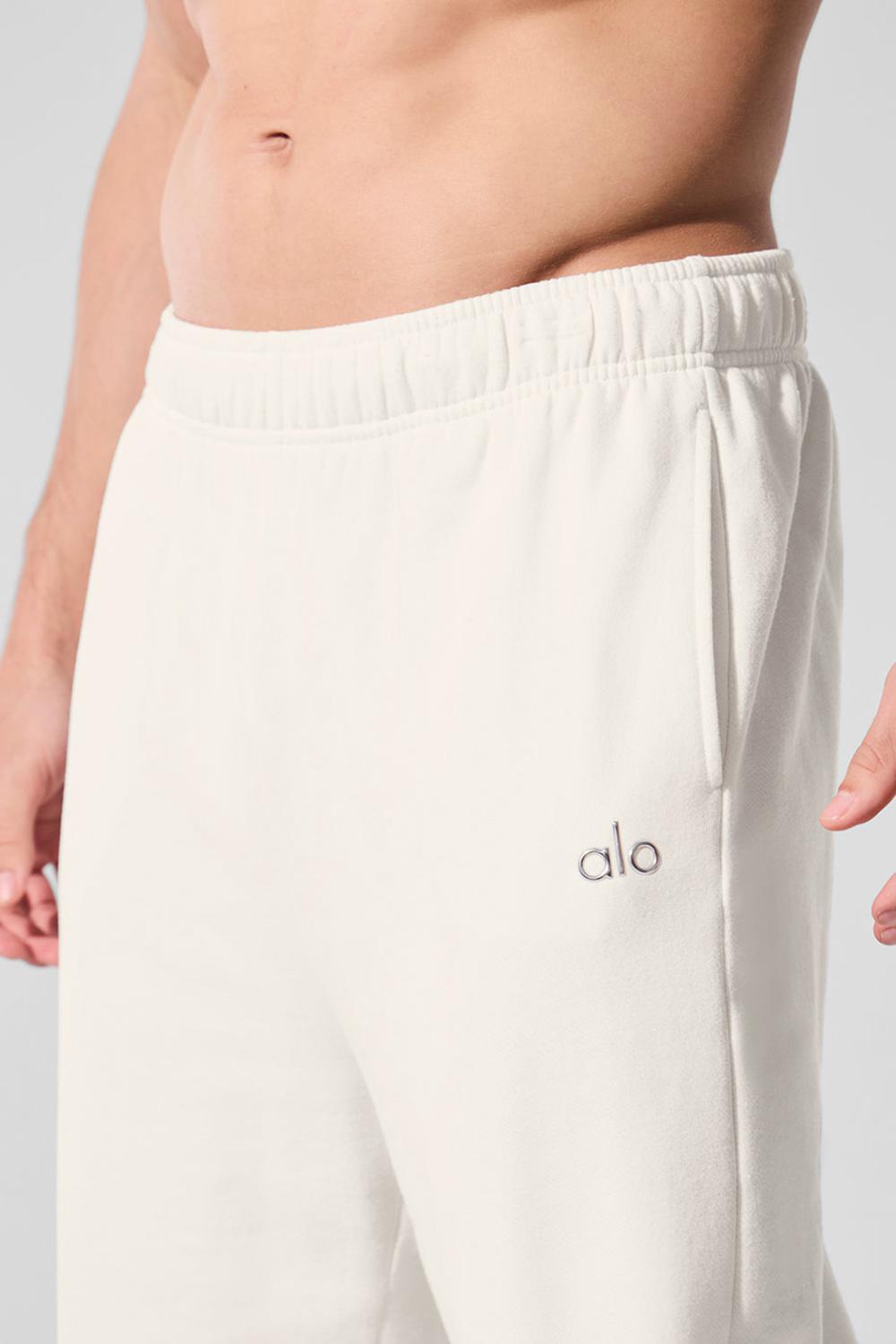 Ivory Men Alo Yoga Accolade Sweatpant | Australia  86473-ENFM