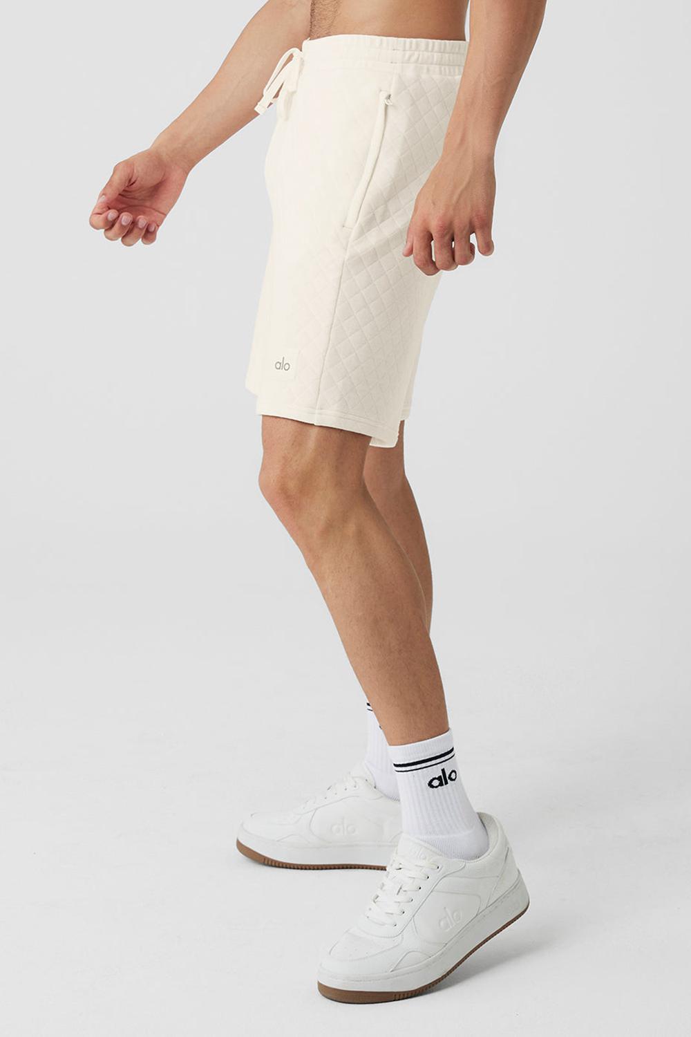 Ivory Men Alo Yoga Quilted Stadium Short | Australia  39516-GWNT