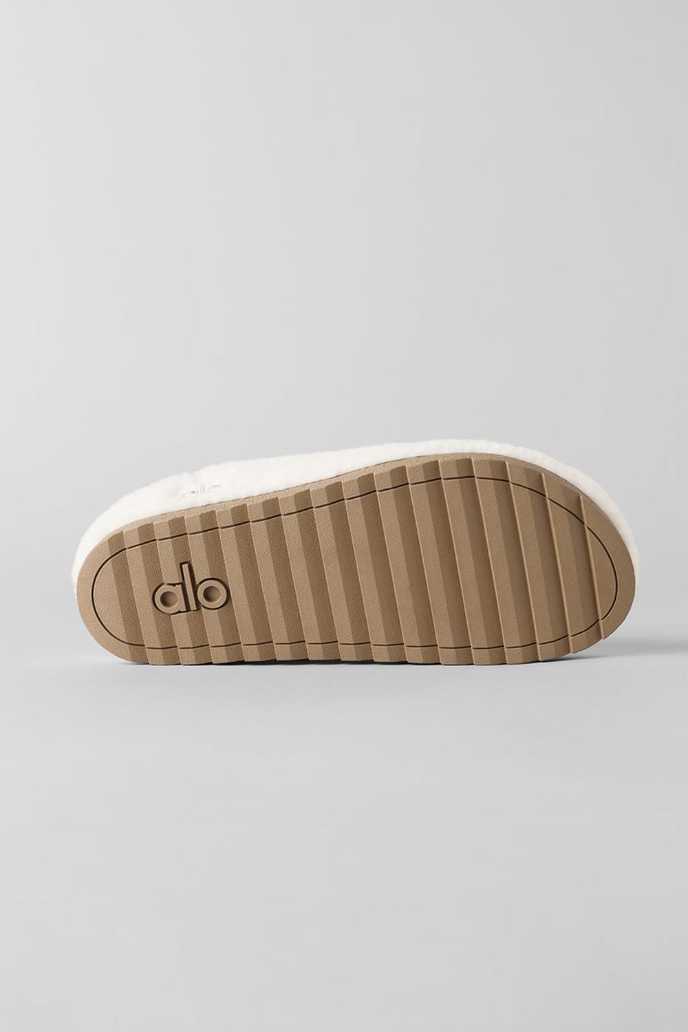 Ivory Men Alo Yoga Sherpa Recovery Slipper | Australia  23016-RSIO