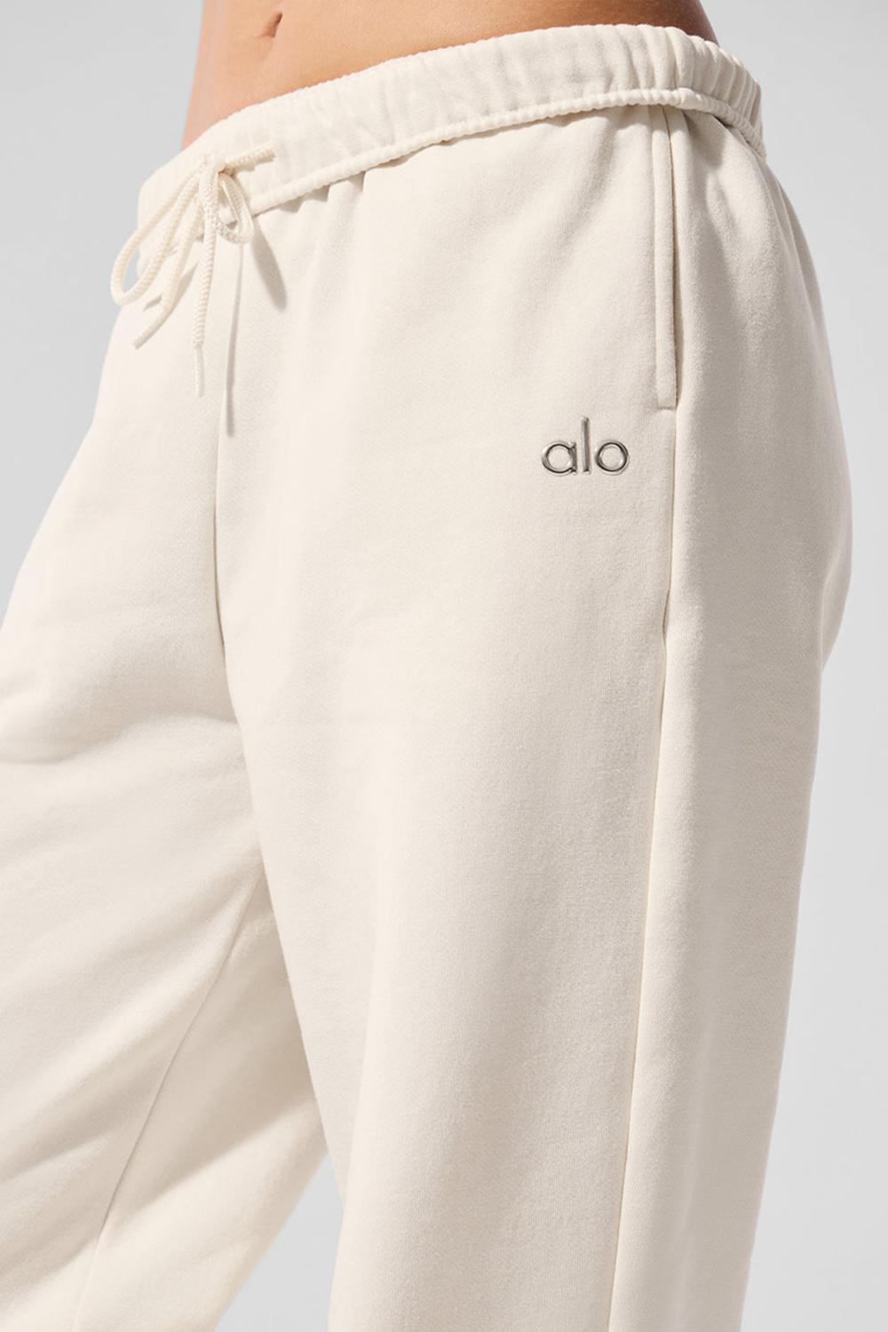 Ivory Women Alo Yoga Accolade Sweatpant | Australia  03926-YKBZ