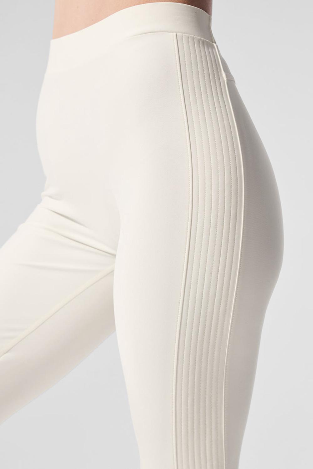 Ivory Women Alo Yoga Airlift High-Waist 7/8 Turn It Up Legging | Australia  85173-IWEB