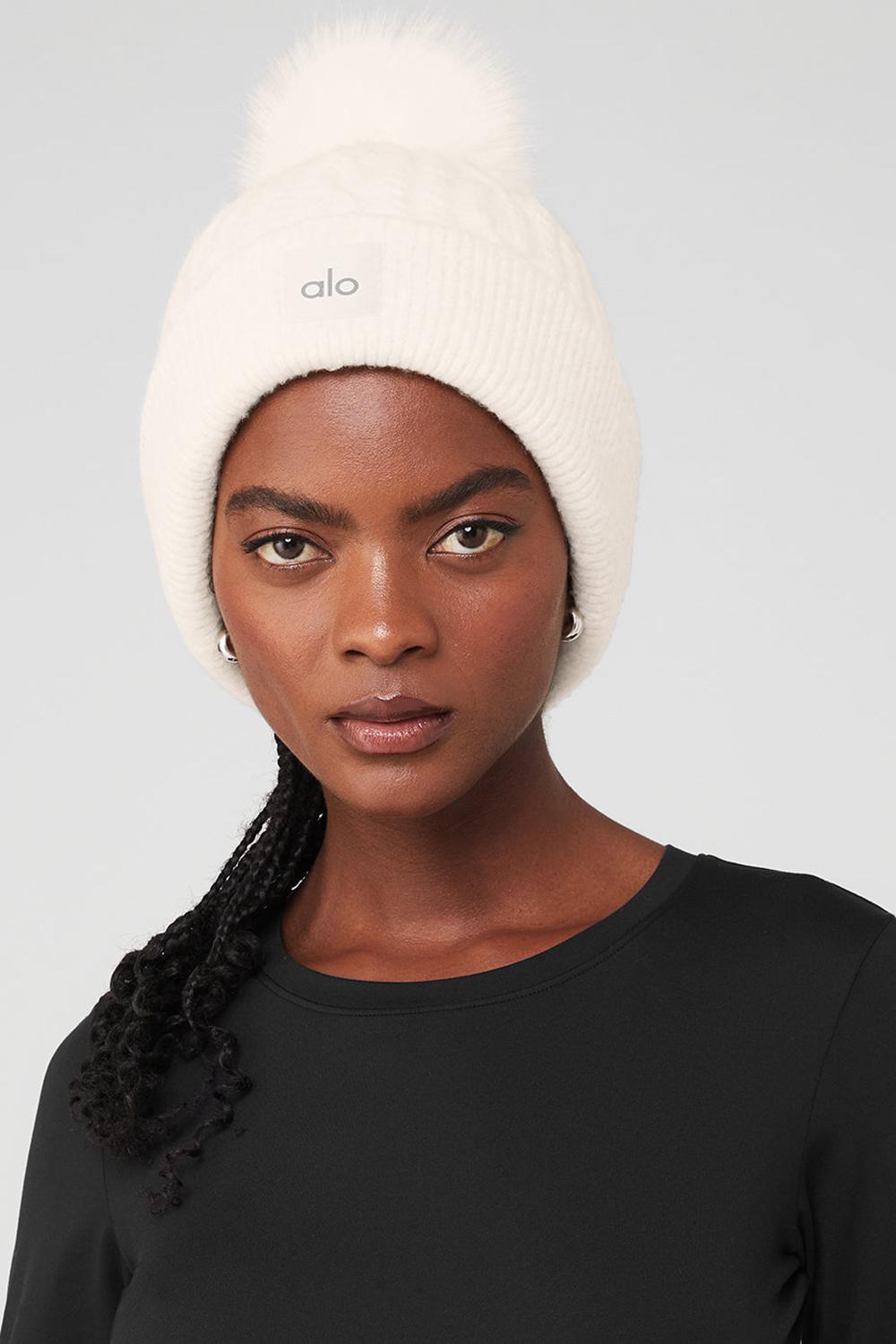 Ivory Women Alo Yoga Cable Knit Beanie | Australia  96234-WFTA
