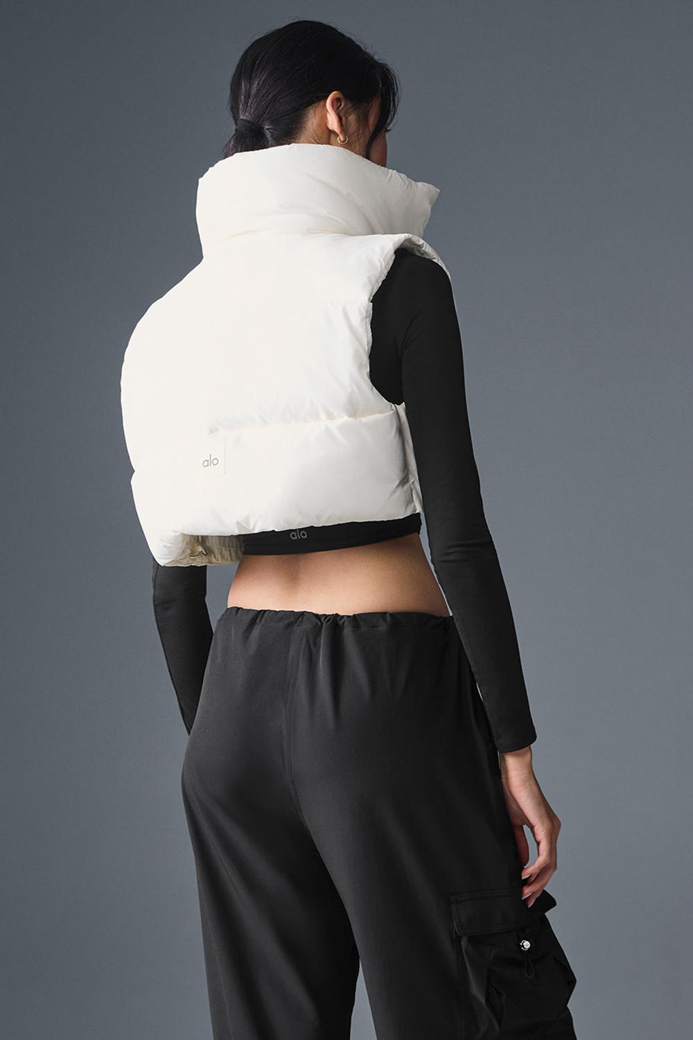 Ivory Women Alo Yoga Cropped Gold Rush Puffer Vest | Australia  69310-SEHF