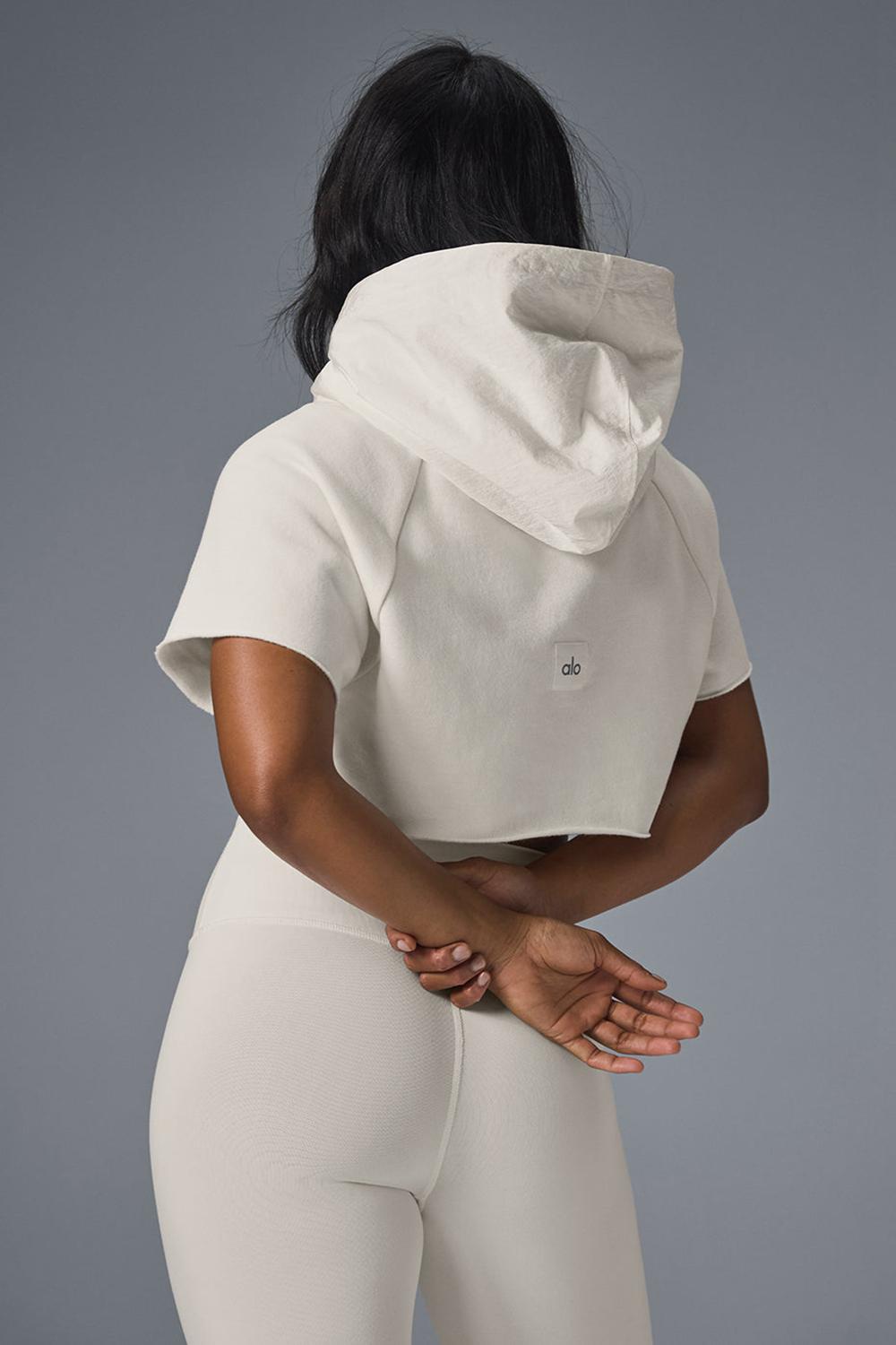 Ivory Women Alo Yoga Cropped In The Air Short Sleeve | Australia  98025-BZKC