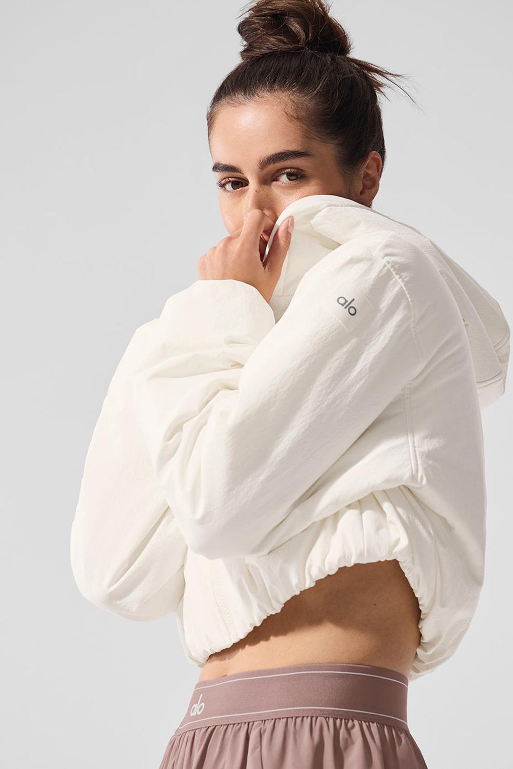 Ivory Women Alo Yoga Cropped Mountain Peak Full-Zip Hoodie | Australia  83214-VDQM