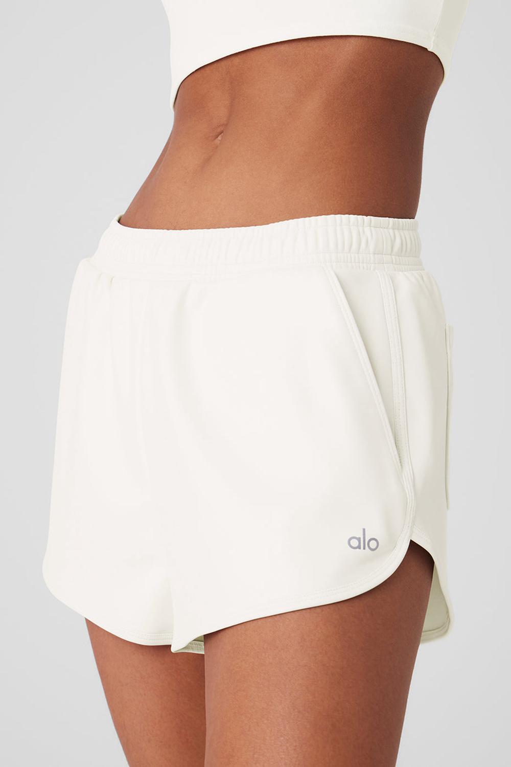 Ivory Women Alo Yoga Faux Leather Power Hour Short | Australia  02736-KUVW
