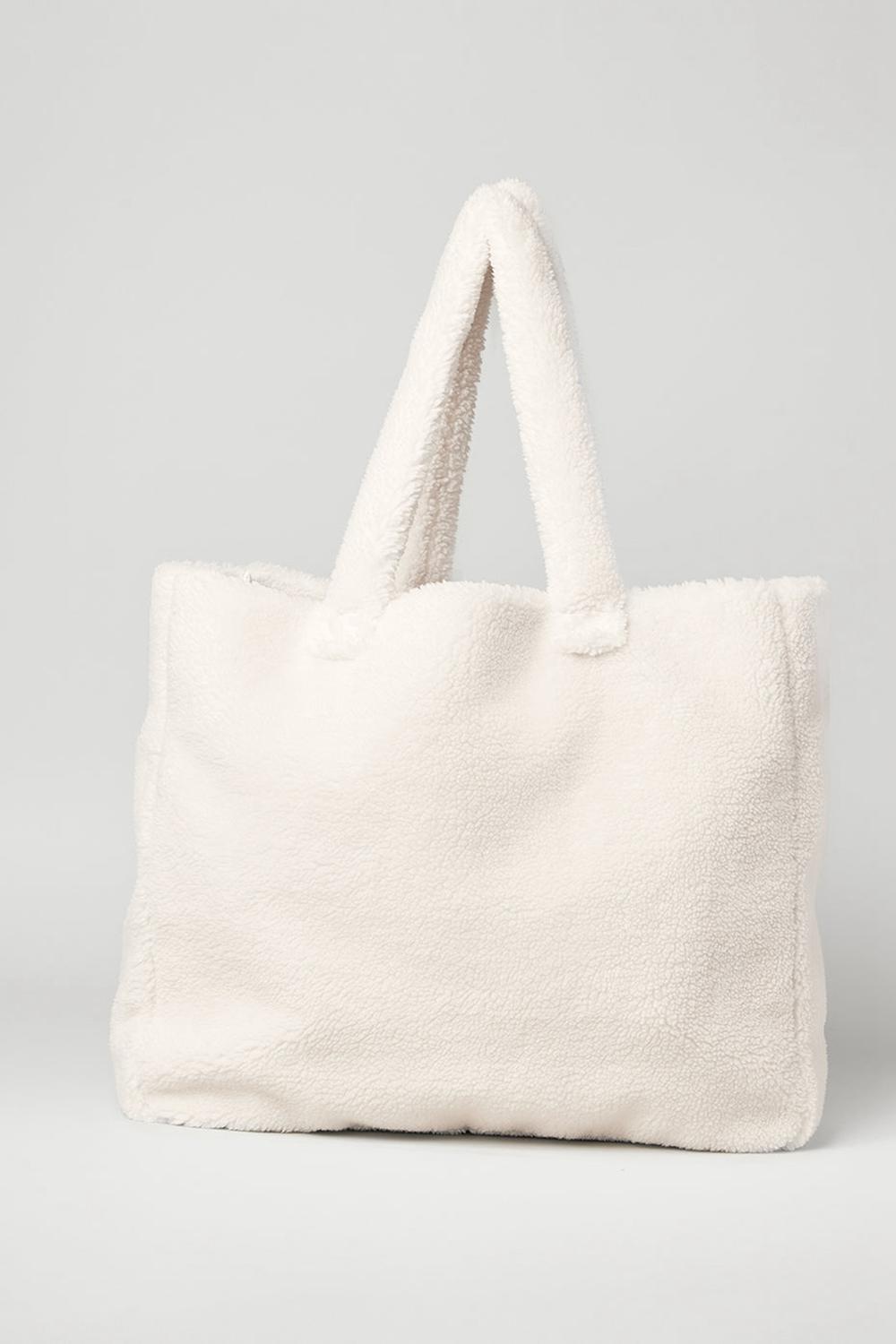 Ivory Women Alo Yoga Foxy Sherpa Tote Bag | Australia  50642-CIAJ