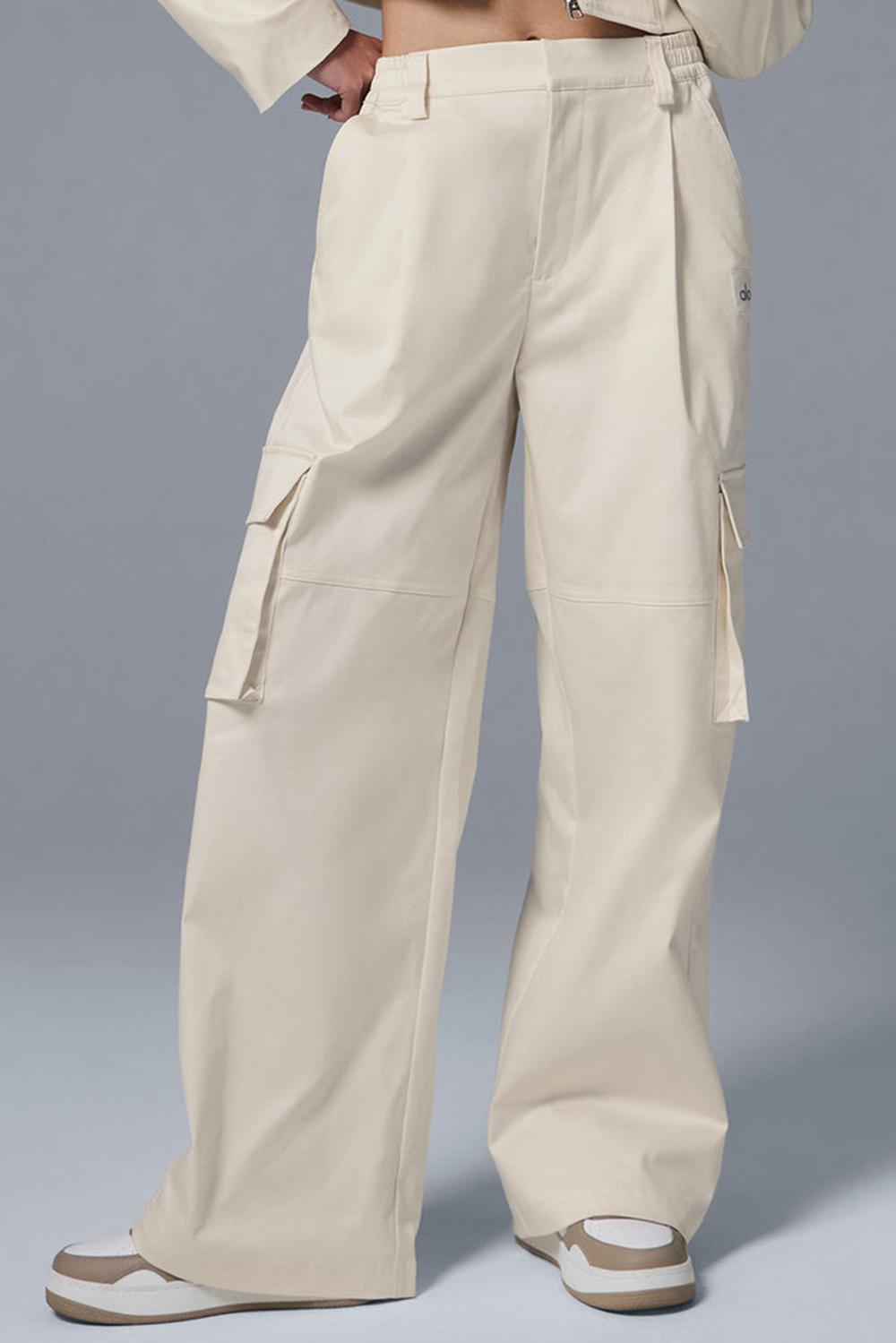 Ivory Women Alo Yoga High-Waist Night Out Cargo Pant | Australia  14607-AQTI