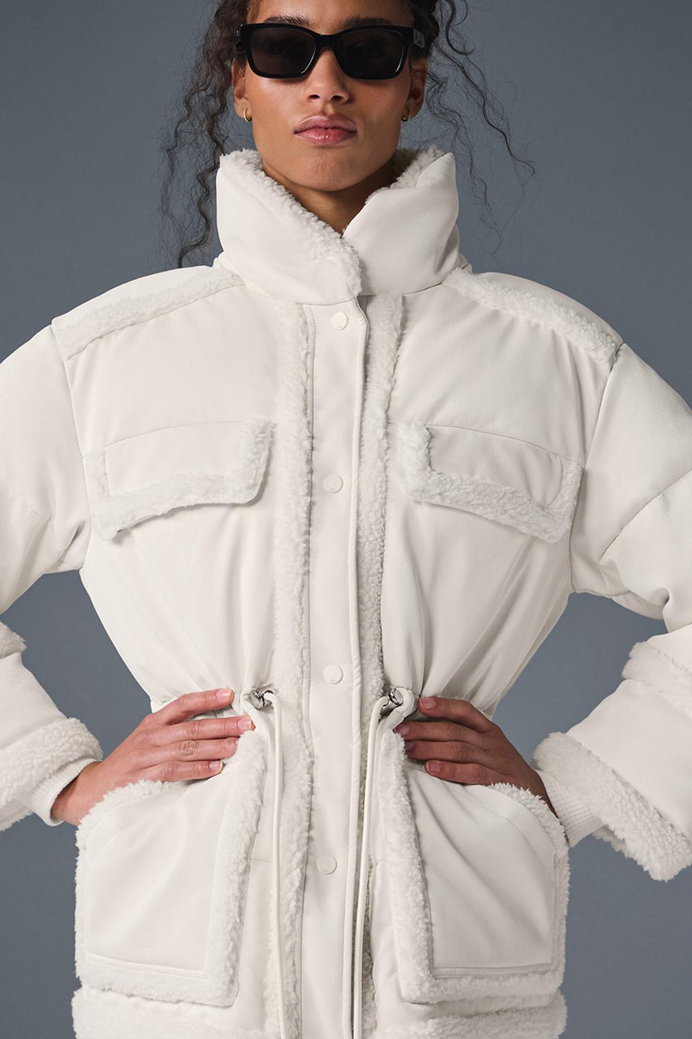 Ivory Women Alo Yoga Ice Breaker Jacket | Australia  06974-OTMX
