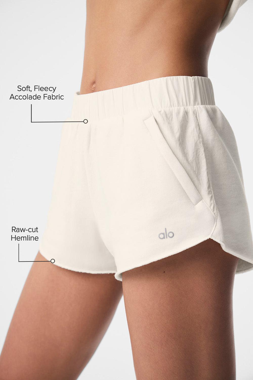 Ivory Women Alo Yoga In The Air Dolphin Short | Australia  38560-RXMY