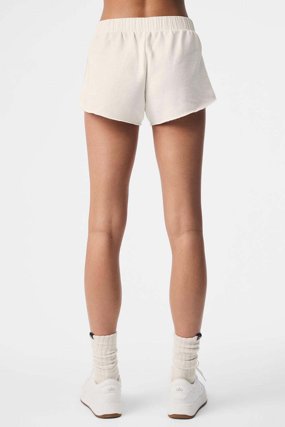 Ivory Women Alo Yoga In The Air Dolphin Short | Australia  38560-RXMY