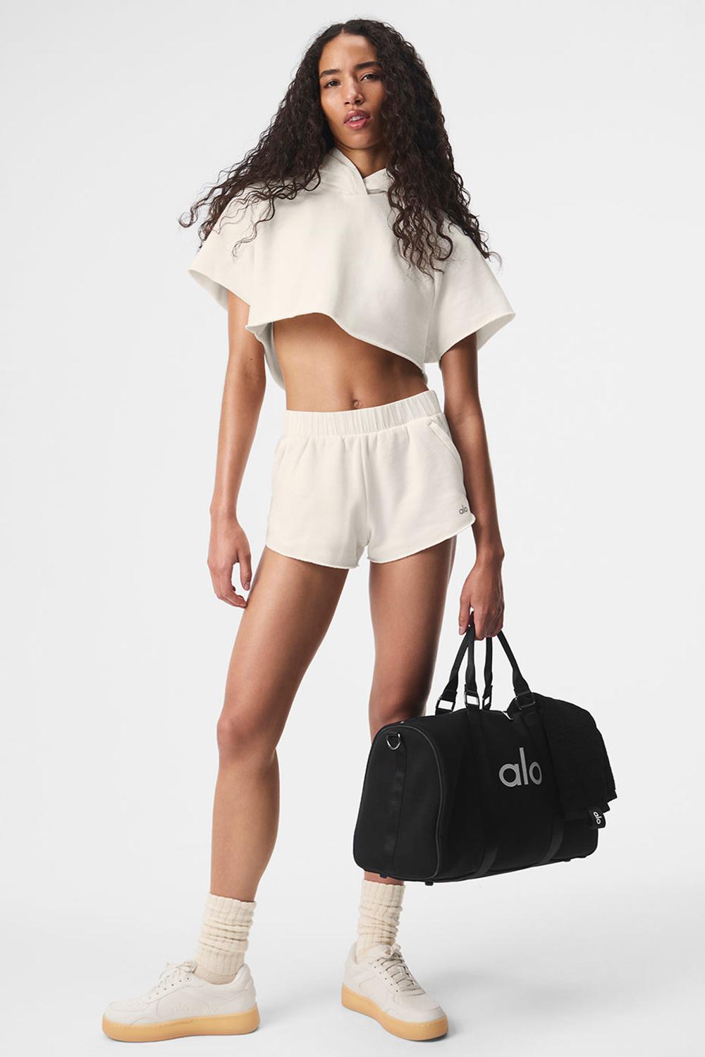 Ivory Women Alo Yoga In The Air Dolphin Short | Australia  38560-RXMY