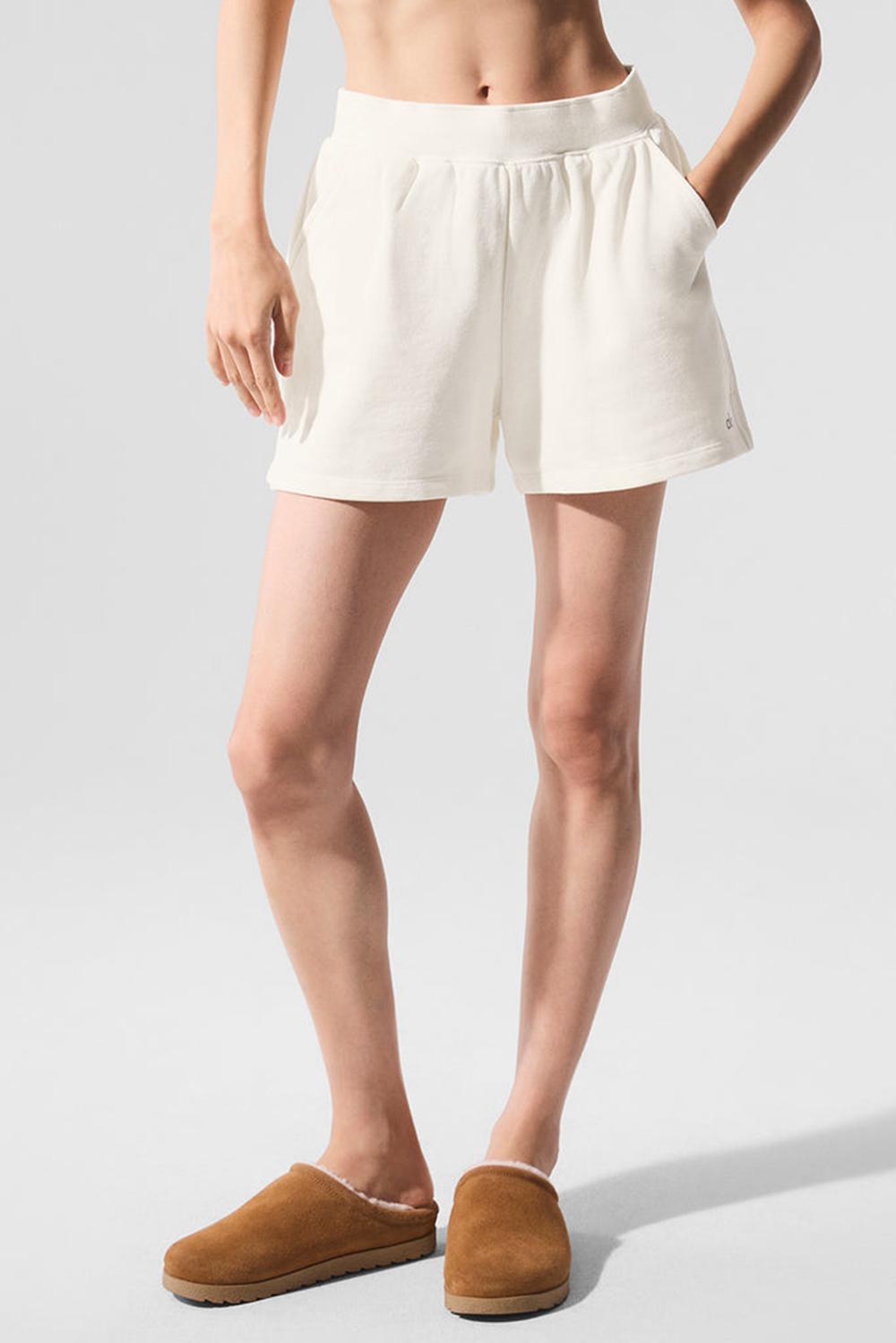 Ivory Women Alo Yoga Low Key Sweat Short | Australia  20579-FPAS