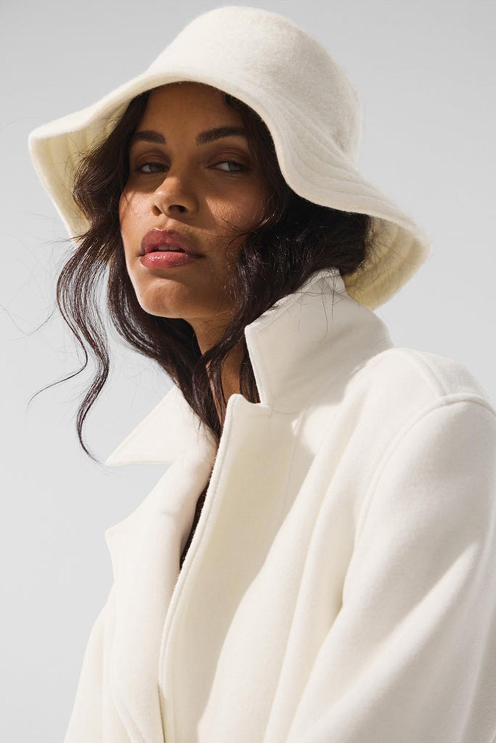 Ivory Women Alo Yoga Merino Wool Bucket Hat | Australia  67359-VCYS