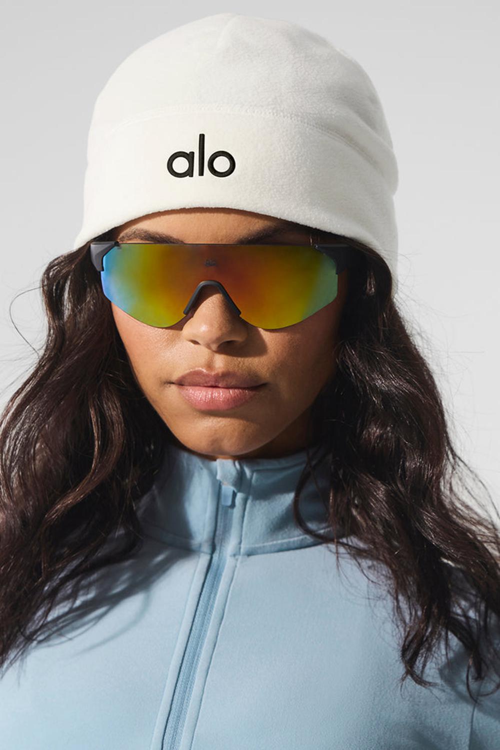 Ivory Women Alo Yoga Performance Fleece Beanie | Australia  90182-LJKO