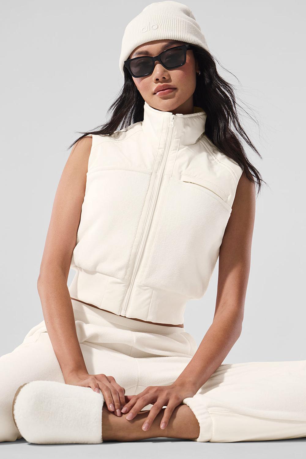Ivory Women Alo Yoga Polar Fleece Wintry Mix Vest | Australia  93276-ZYVU