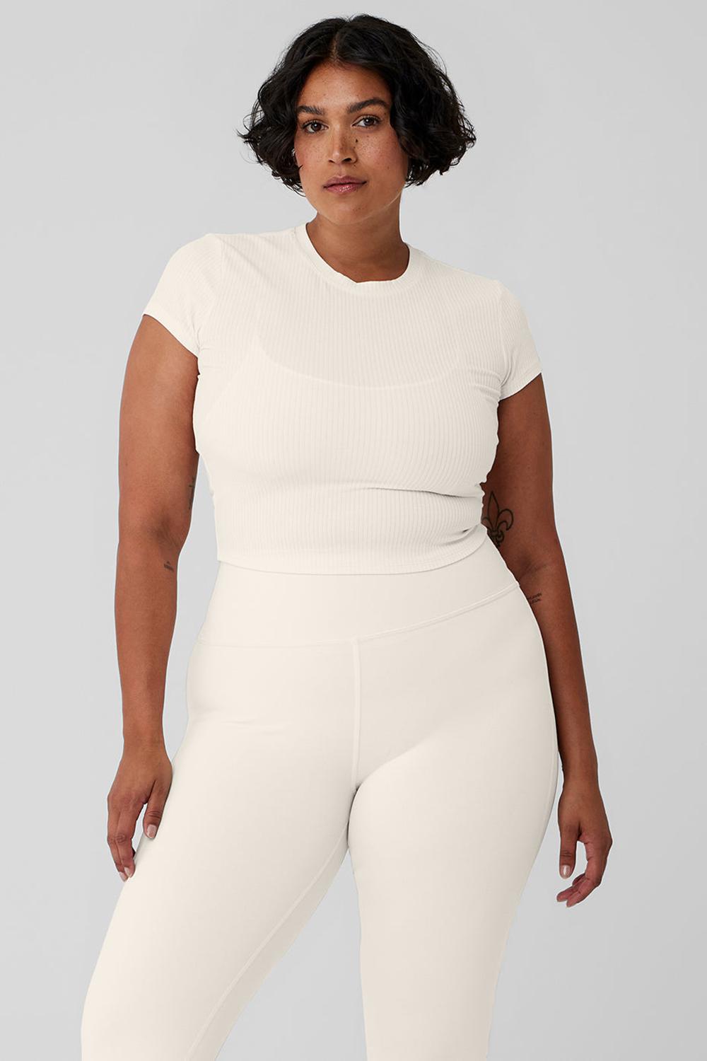 Ivory Women Alo Yoga Ribbed Sea Coast Cropped Sleeve Tee | Australia  79453-PIDJ