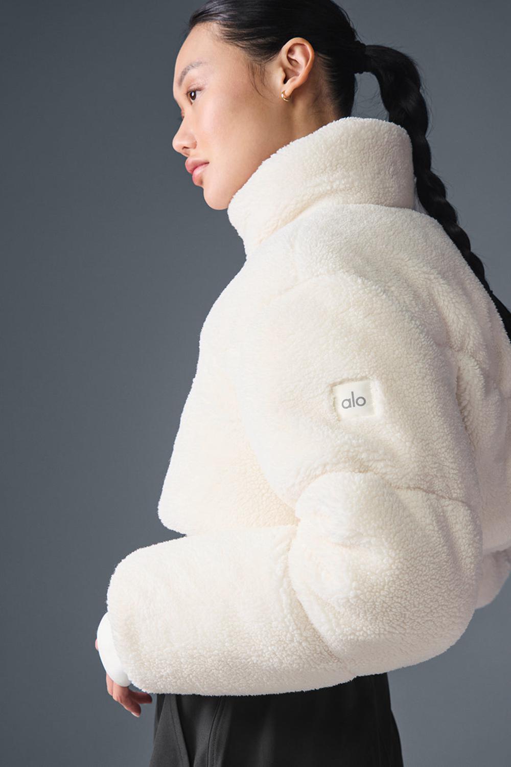 Ivory Women Alo Yoga Sherpa Main Act Corset Puffer Jacket | Australia  31972-XDJA