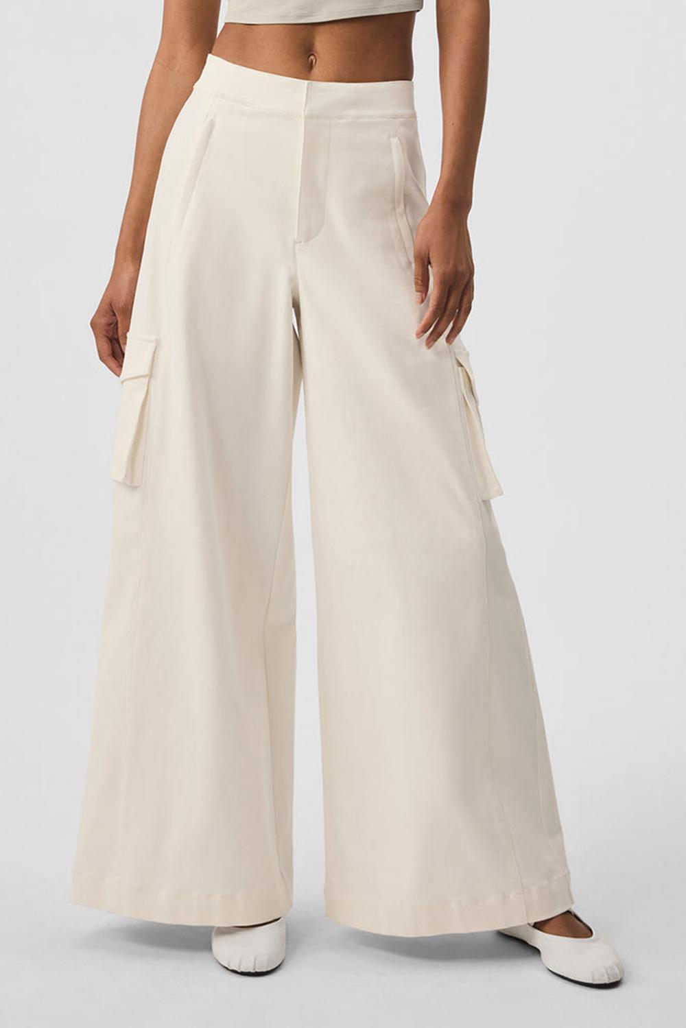 Ivory Women Alo Yoga Show Off Cargo Wide Leg (Regular) Pant | Australia  30975-FARX