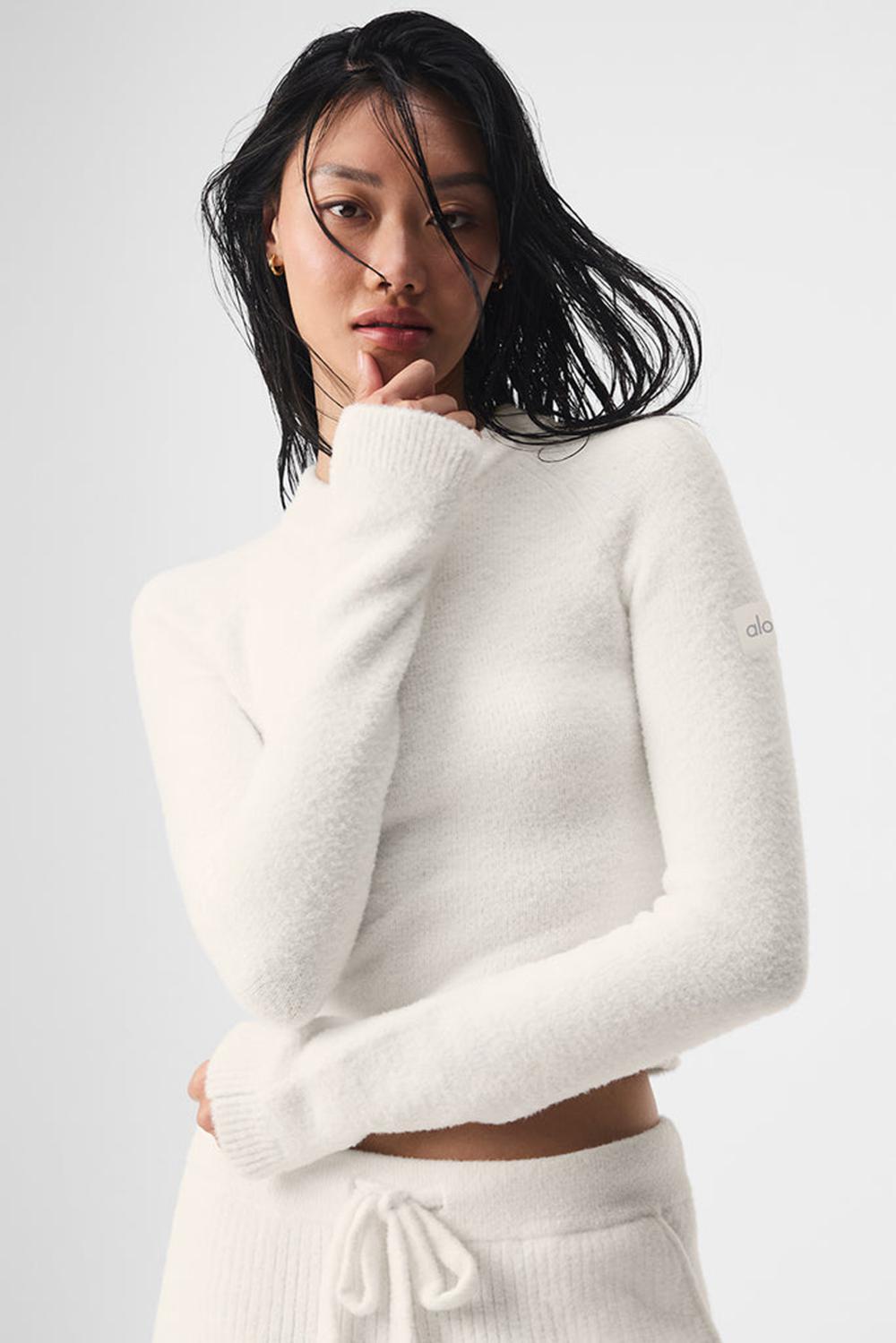 Ivory Women Alo Yoga Snuggle Up Long Sleeve | Australia  61702-OGQZ