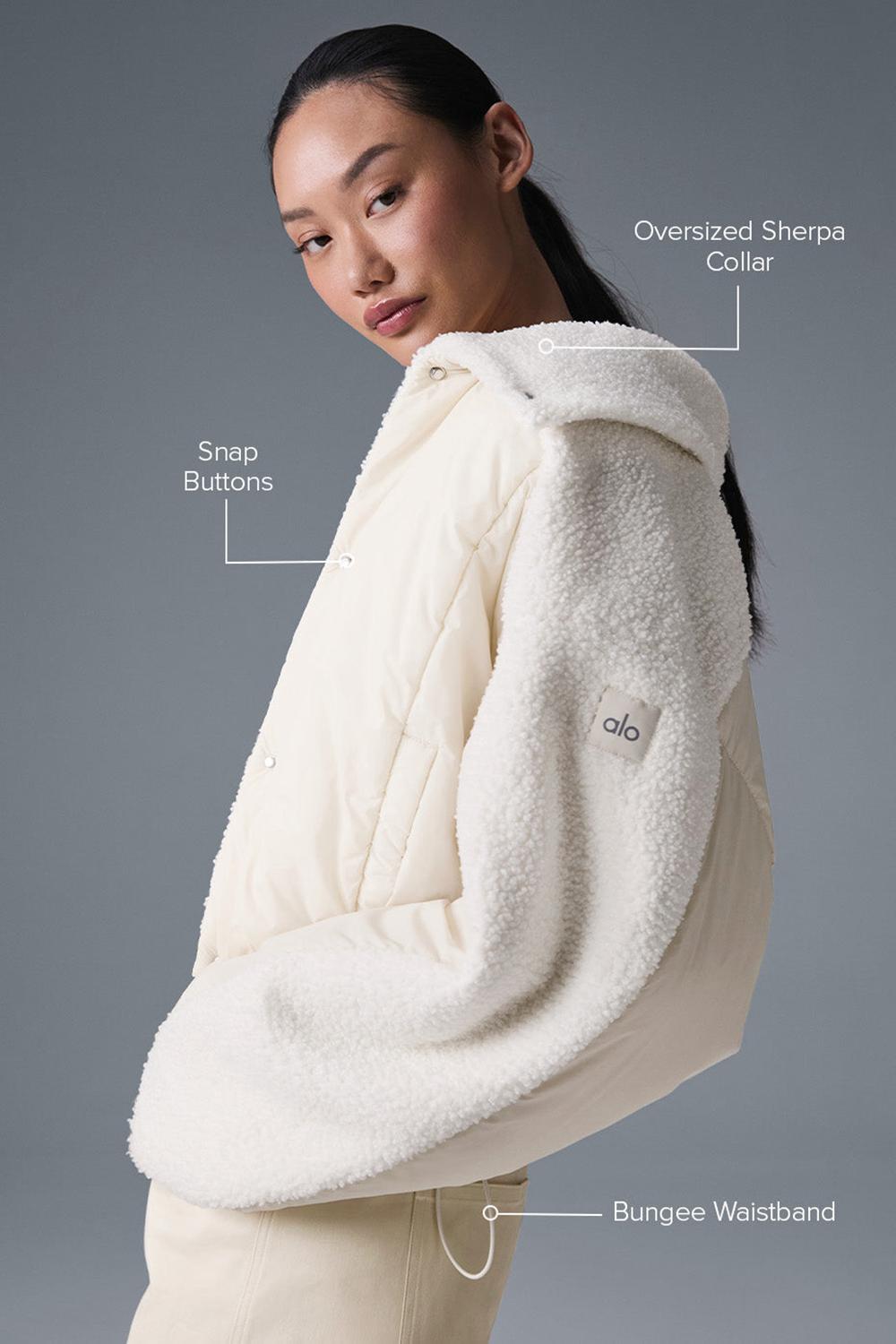 Ivory / Ivory Women Alo Yoga Sherpa Cozy Escape Puffer Jacket | Australia  16893-ISAO