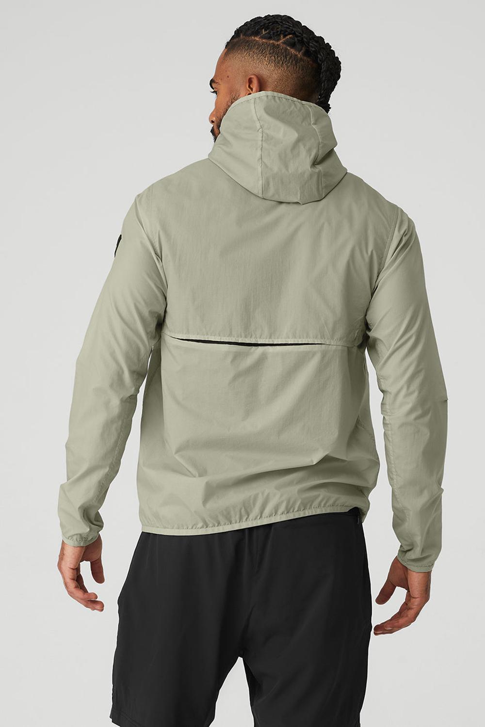 Limestone Men Alo Yoga Repeat Running Jacket | Australia  27640-FHPU