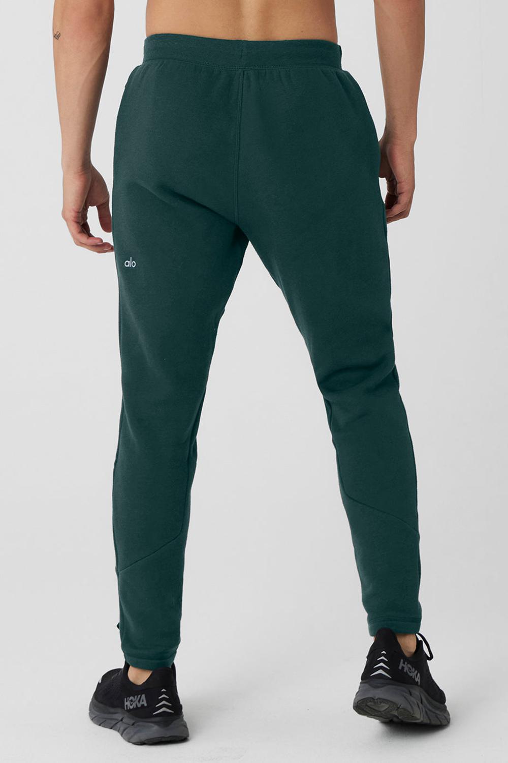 Midnight Green Men Alo Yoga The Triumph Sweatpant | Australia  14835-DLAP